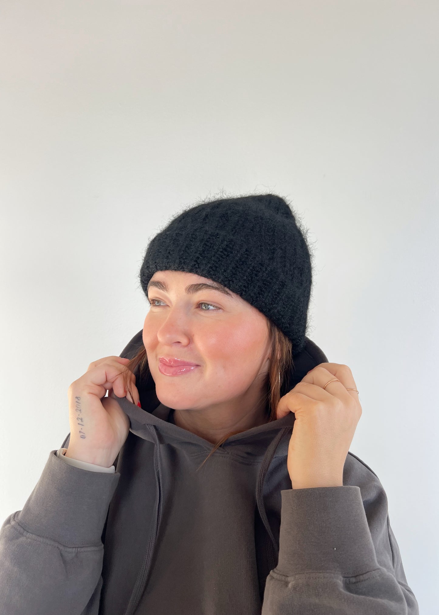 C'est Moi Ribbed Beanie Hat - BLACK