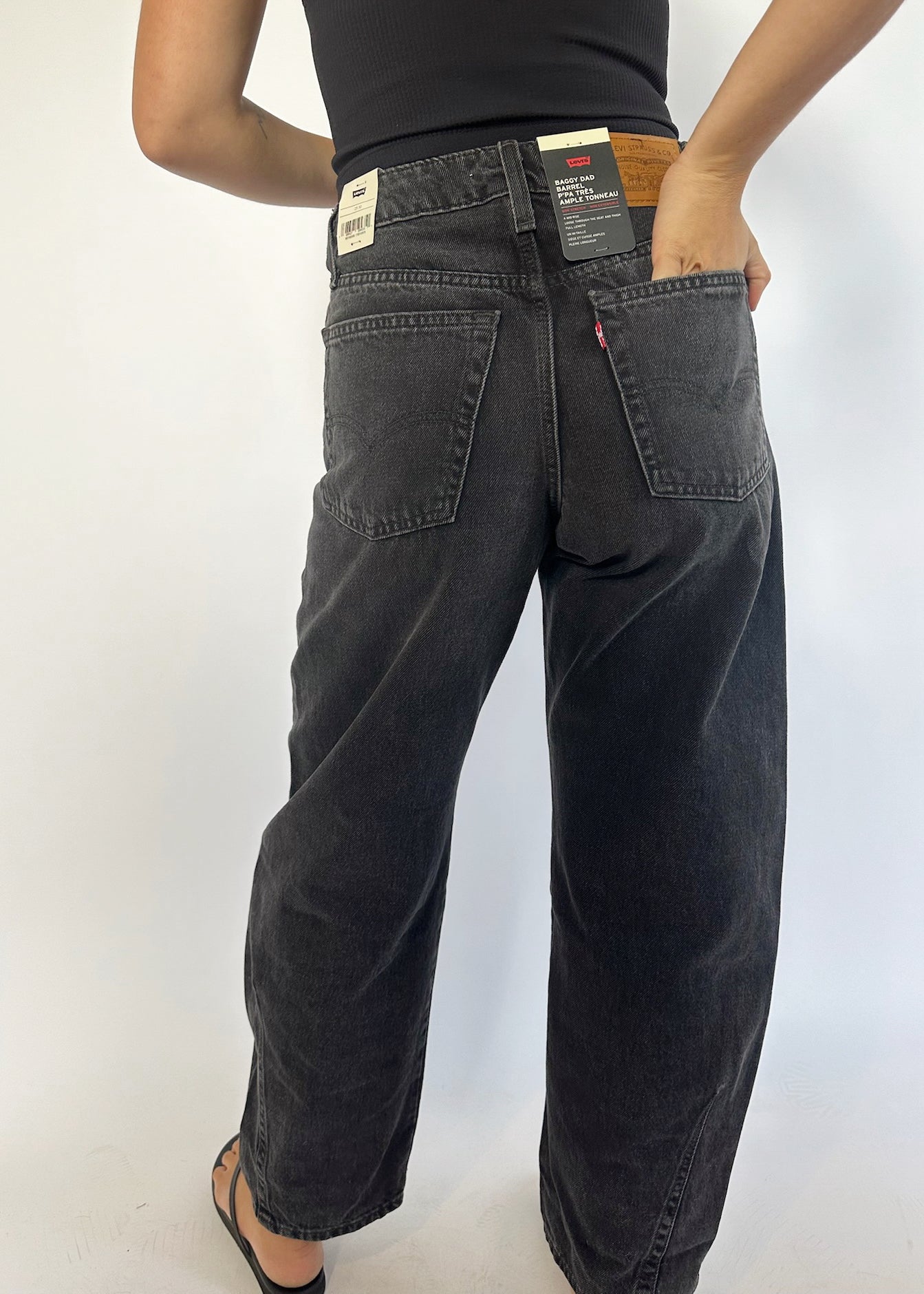 Levi's Baggy Dad Barrel Jean