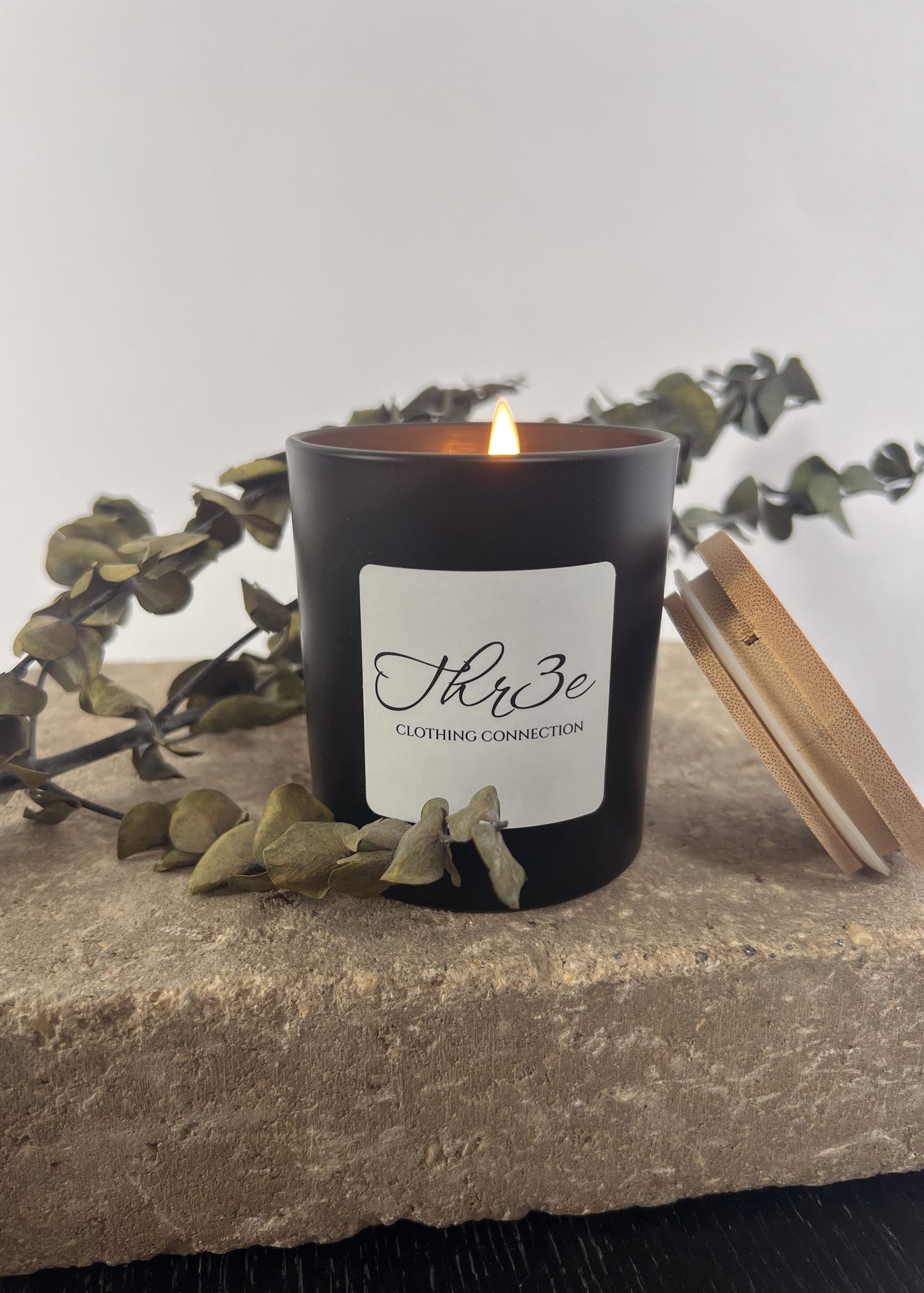 Thr3e Signature Candle