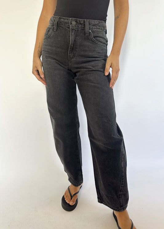 Levi's Baggy Dad Barrel Jean