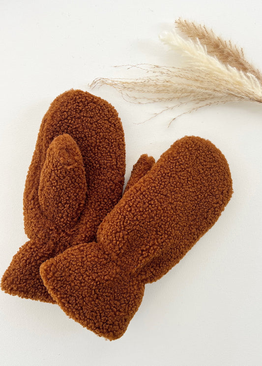 C'est Moi Teddy Mittens - RUST