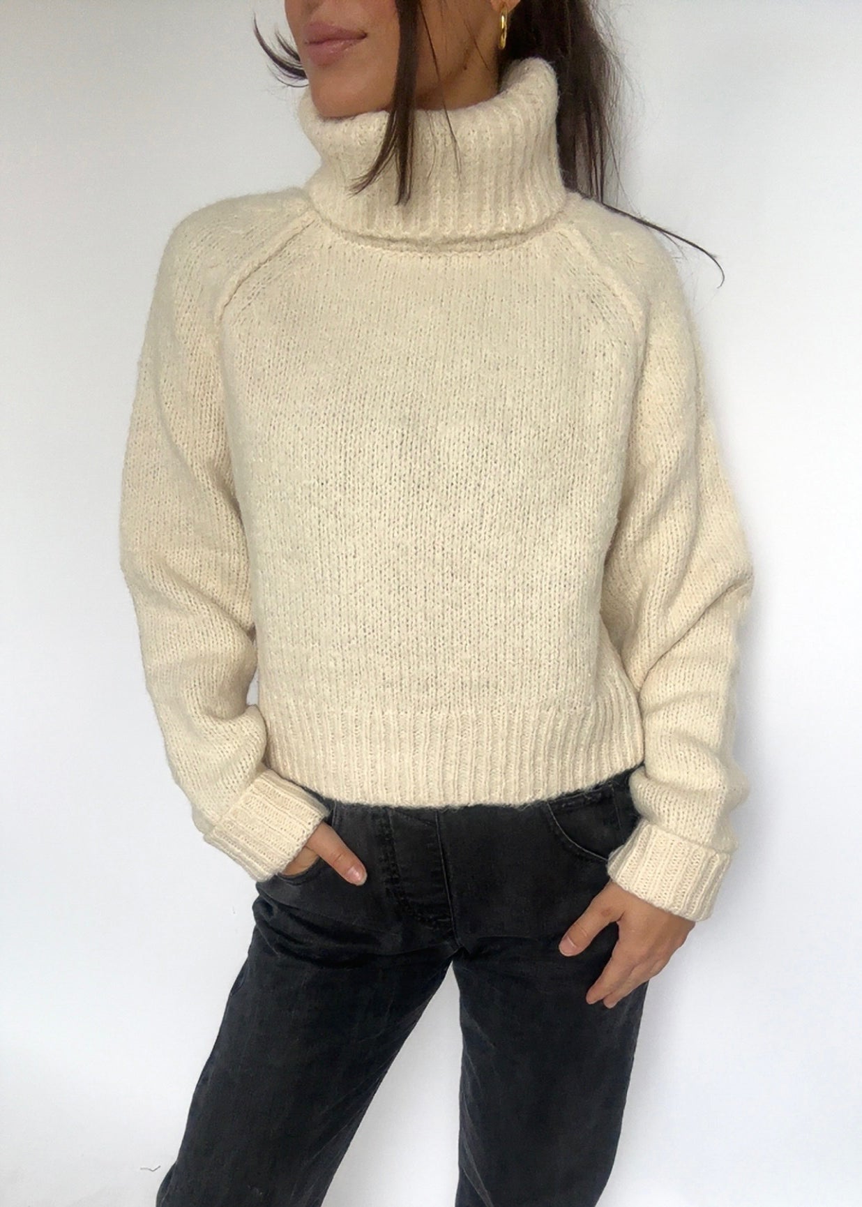 C'est Moi Knit Crop TN Sweater - IVORY