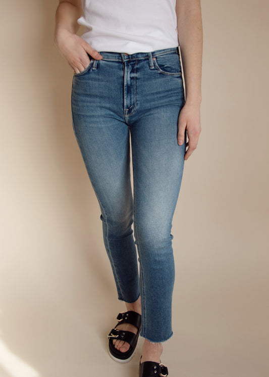 Mother Mid Rise Dazzler Ankle Fray - RIDING THE CLIFFSIDE