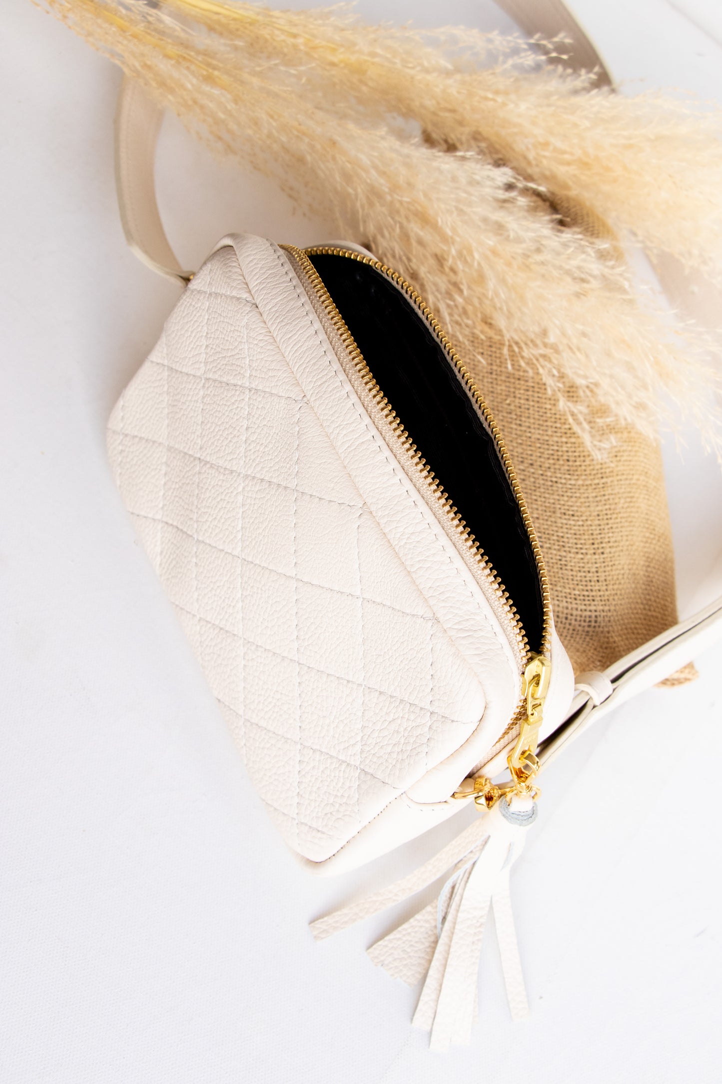 BRAVE Leather Vittoria Crossbody Bag - MARBLE NAPPA