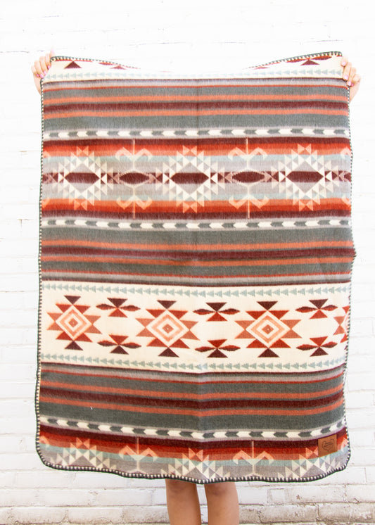 Heartprint Threads Baby Blanket - Wildflower