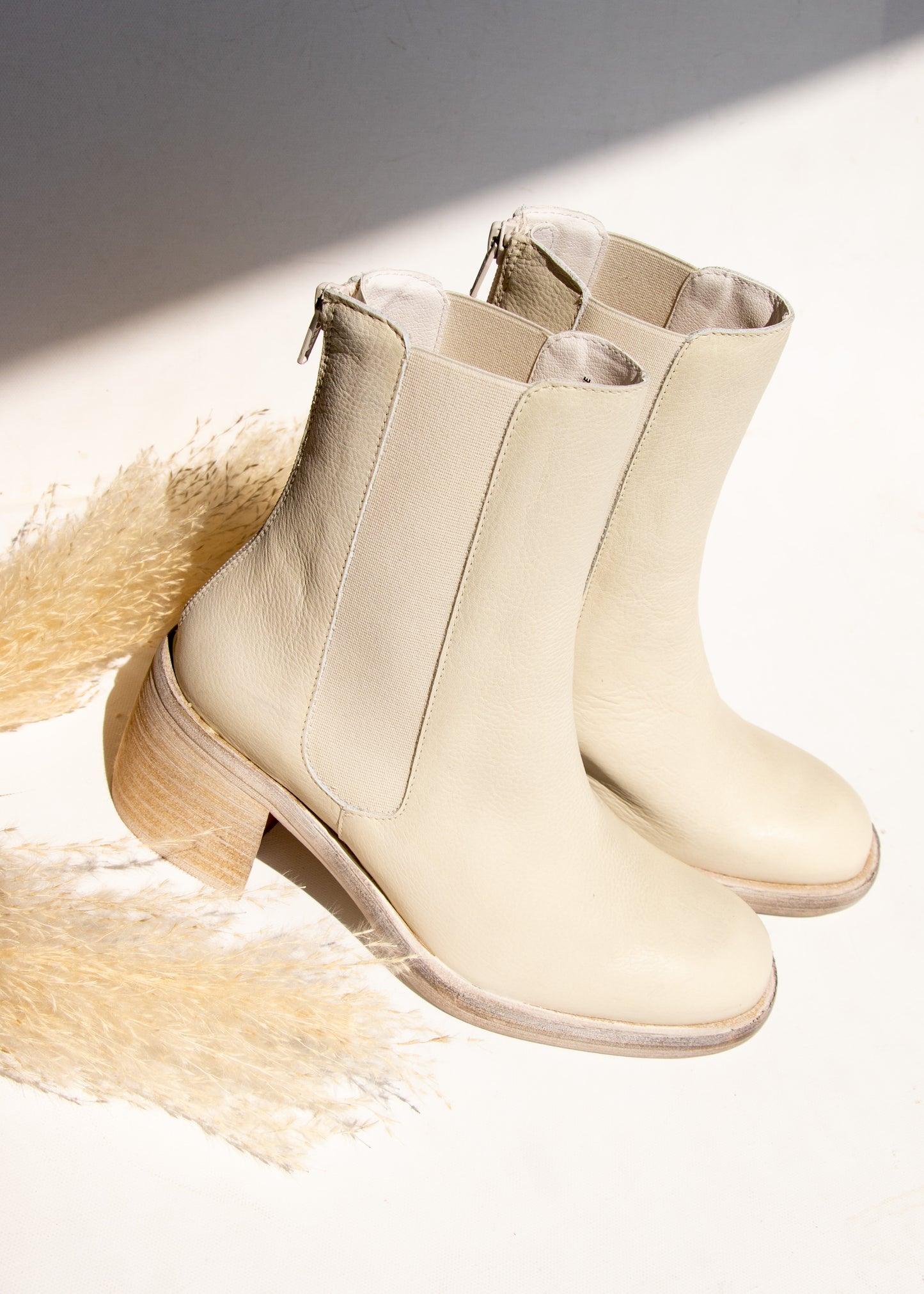 Free People Essential Chelsea Boot - WHITE